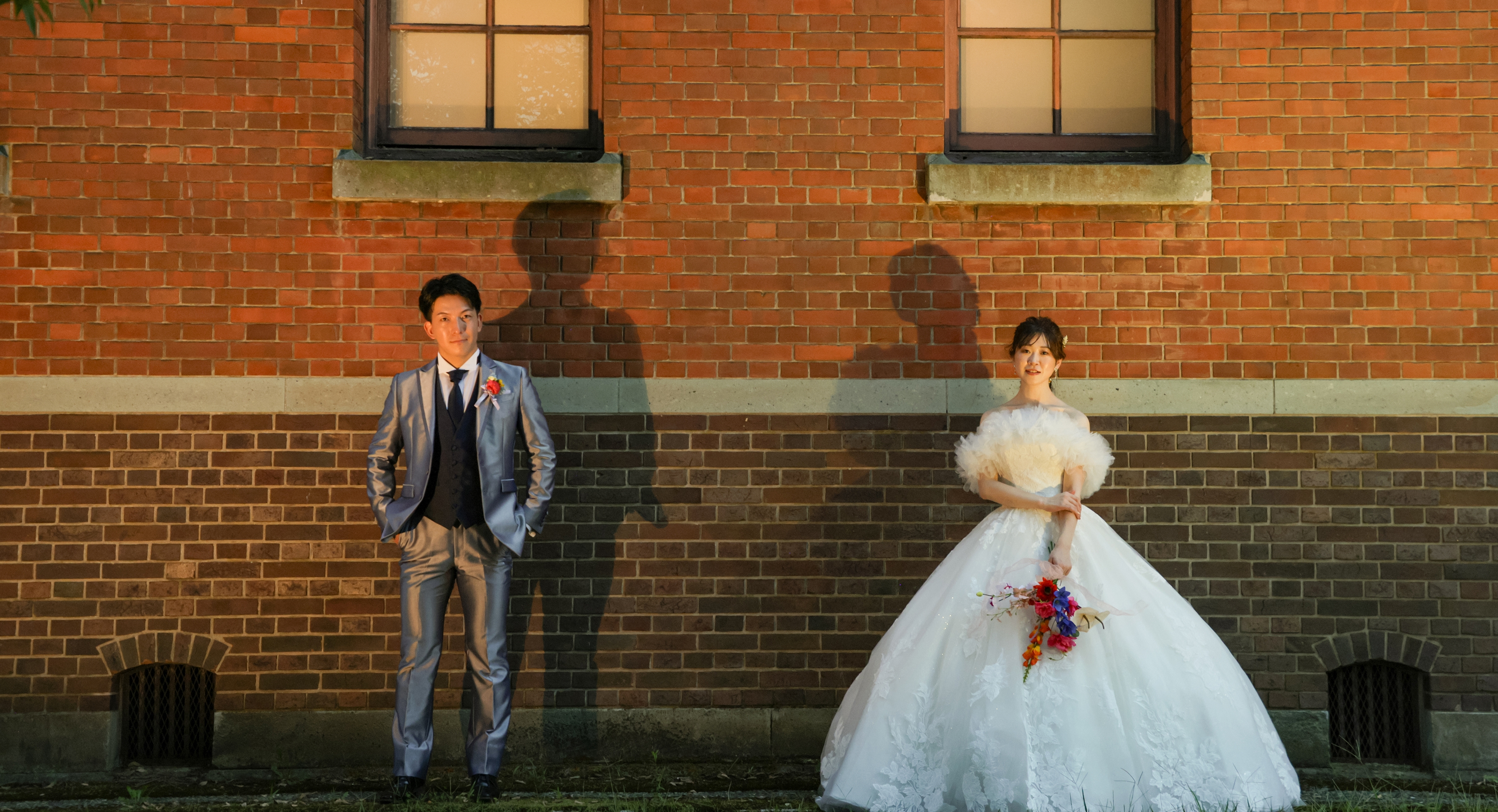 洋装ロケーションでのフォトウェディング│石川県金沢市のフォトウェディングならアフロディーテ金沢店